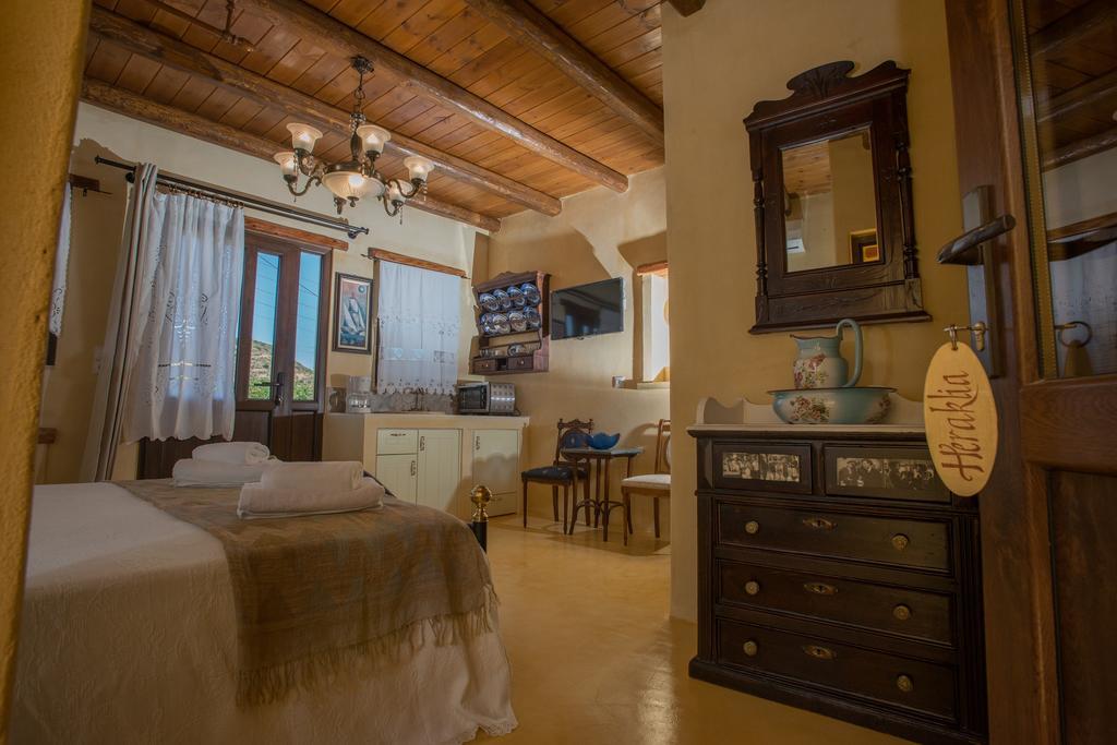 Kritikies1 Apartment Pitsidia Bagian luar foto